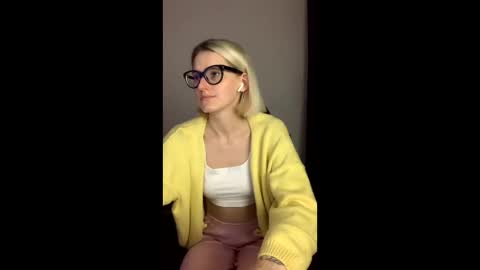 asya_new online show from 4, 11, 2025