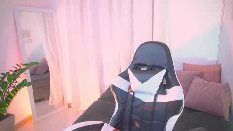 atena676 online show from 30, 11, 2025