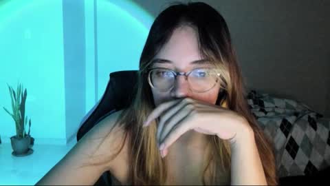 atenas online show from 19, 11, 2025