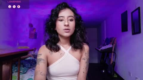 Snapshot of atenea_dragon__ chatting on 25, 11, 2025 Atenea online show from 25, 11, 2025