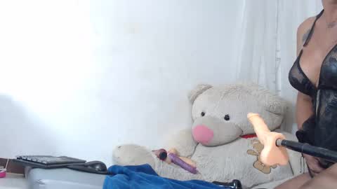 Snapshot of atenea_queen chatting on 5, 11, 2025 atenea online show from 5, 11, 2025