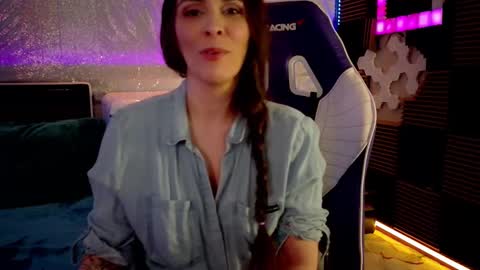 Athena Autumn online show from 13, 2, 2026