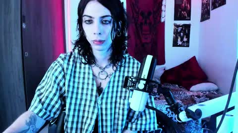 athenauwu online show from 12, 10, 2025