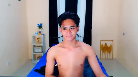 Snapshot of athisamoore chatting on 7, 10, 2025 athisamoore online show from 7, 10, 2025