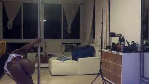 Lovely and Japan online show from 2, 4, 2026