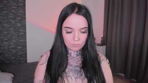 Snapshot of atomic_ketchup chatting on 3, 10, 2025 online every day between 10am-23pm online show from 3, 10, 2025