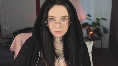 Snapshot of atomic_ketchup chatting on 28, 11, 2025 online every day between 10am-23pm online show from 28, 11, 2025