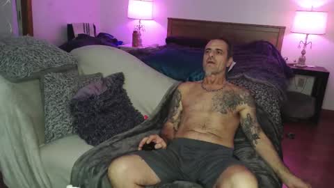 Snapshot of aubreeskinkyplayroom chatting on 11, 10, 2025 Aubree Shae online show from 11, 10, 2025