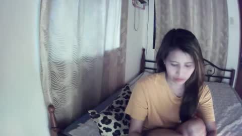 Snapshot of aubrey_xx chatting on 17, 11, 2025 aubrey_xx online show from 17, 11, 2025