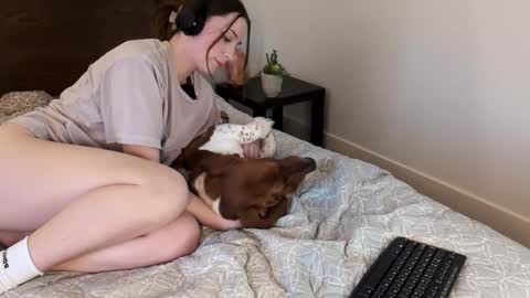 Miss Audrey online show from 9, 2, 2025