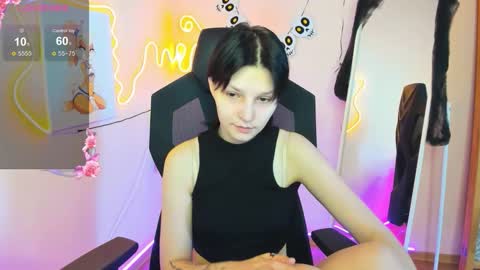 Snapshot of audreyykim chatting on 10, 11, 2025 Audrey online show from 10, 11, 2025