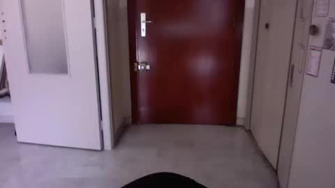 Snapshot of auguste061400 chatting on 4, 3, 2025 auguste061400 online show from 4, 3, 2025