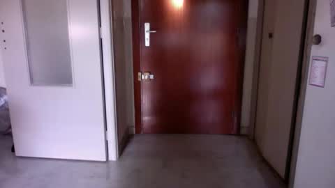 Snapshot of auguste061400 chatting on 12, 11, 2025 auguste061400 online show from 12, 11, 2025