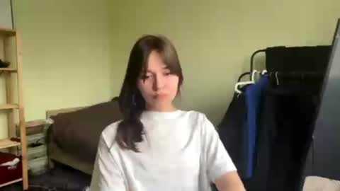 Mari online show from 7, 4, 2026