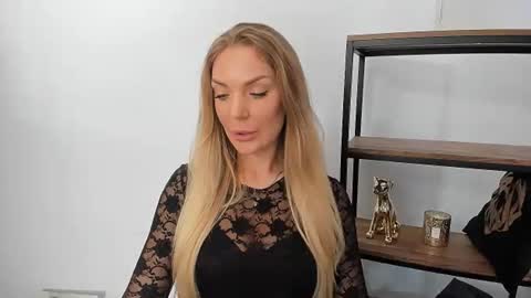 Snapshot of aullorasensual chatting on 27, 3, 2026 AulloraSensual online show from 27, 3, 2026