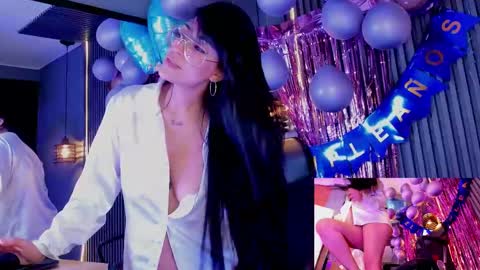 Aura online show from 8, 3, 2025