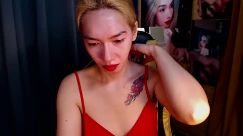 Miss awra online show from 28, 1, 2025