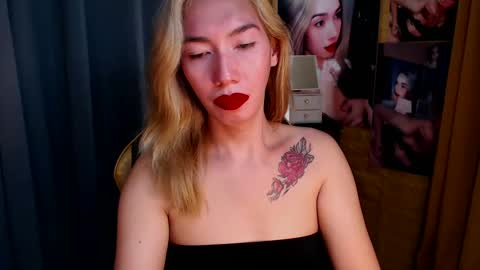 Miss awra online show from 5, 3, 2025