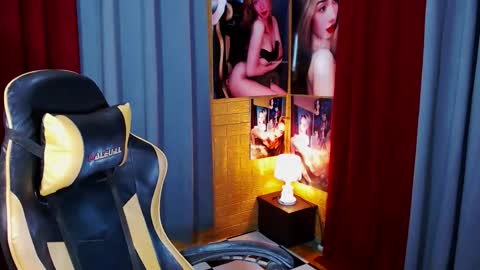 Miss awra online show from 25, 2, 2026