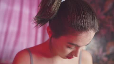 Snapshot of auromora chatting on 19, 12, 2024 Nayeon online show from 19, 12, 2024