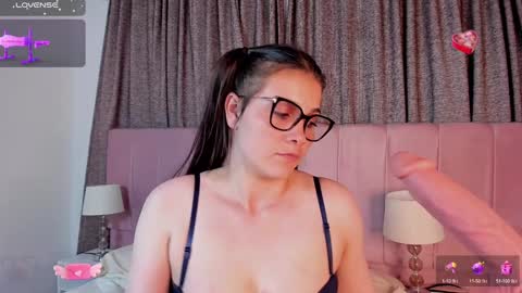 aurora_divine online show from 21, 1, 2025