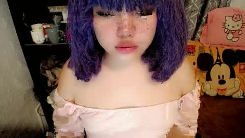 cute online show from 2, 3, 2025