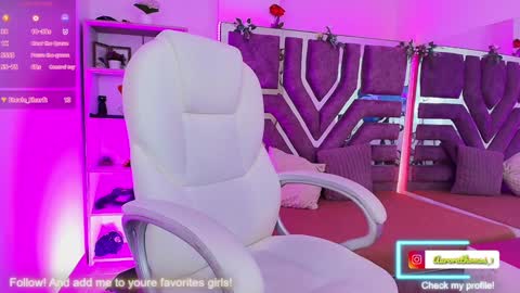 Snapshot of aurora_thomas chatting on 16, 1, 2025 Aurora online show from 16, 1, 2025