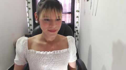 Snapshot of auroraaddams chatting on 13, 10, 2025 AURORA online show from 13, 10, 2025