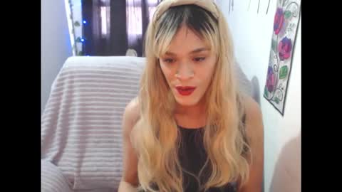 Snapshot of auroraaddams chatting on 29, 10, 2025 AURORA online show from 29, 10, 2025