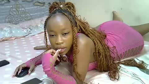 Snapshot of aurorabarbie chatting on 10, 11, 2025 Aurora online show from 10, 11, 2025