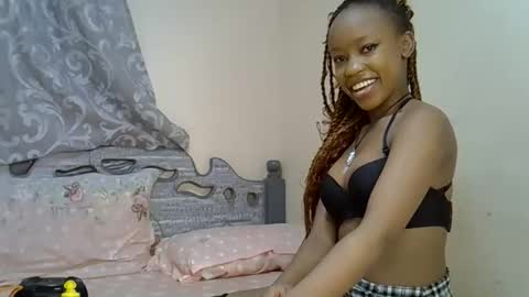 Snapshot of aurorabarbie chatting on 25, 11, 2025 Aurora online show from 25, 11, 2025