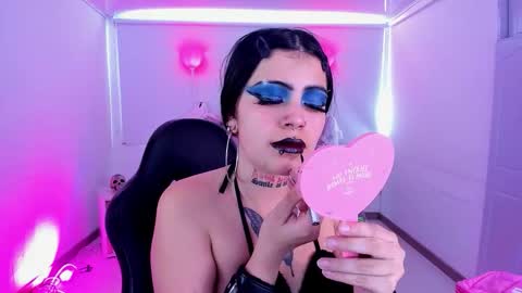 Snapshot of auroradiaz_ chatting on 20, 10, 2025 Aurora Diaz online show from 20, 10, 2025