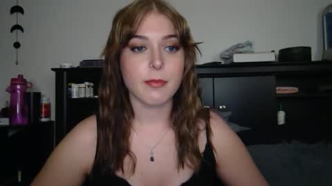 auroralightz1 online show from 24, 10, 2025