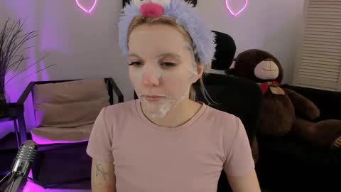 Snapshot of aurorawrenfield chatting on 9, 3, 2026 aurorawrenfield online show from 9, 3, 2026