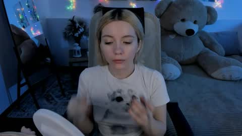 Snapshot of aurorawrenfield chatting on 31, 3, 2026 aurorawrenfield online show from 31, 3, 2026