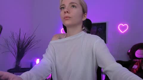 Snapshot of aurorawrenfield chatting on 1, 4, 2026 aurorawrenfield online show from 1, 4, 2026