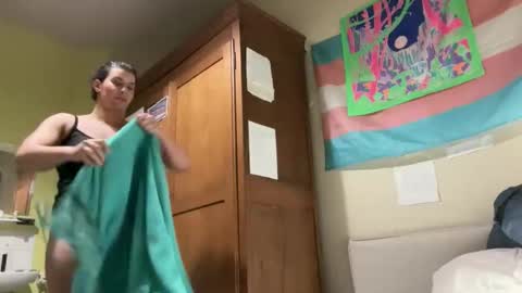 Snapshot of aurore_wave chatting on 22, 3, 2026 aurore_wave online show from 22, 3, 2026