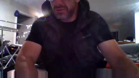 aussieguy59660 online show from 4, 10, 2025