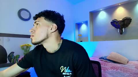 AUSTIN  online show from 18, 12, 2024