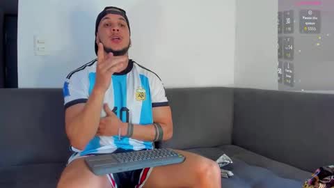 Snapshot of austin_curry chatting on 12, 11, 2025 A online show from 12, 11, 2025