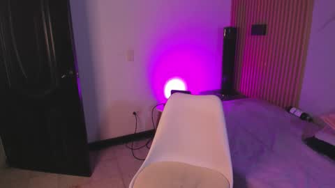 Snapshot of austin_rouse chatting on 13, 2, 2026 austin_rouse online show from 13, 2, 2026