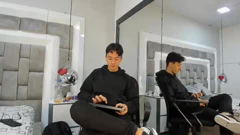 Snapshot of austinreeds chatting on 25, 2, 2026 austinreeds online show from 25, 2, 2026