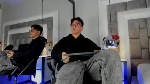 Snapshot of austinreeds chatting on 5, 3, 2026 austinreeds online show from 5, 3, 2026