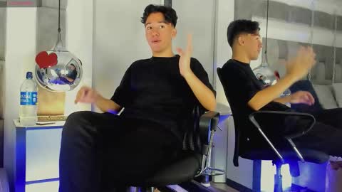 Snapshot of austinreeds chatting on 18, 3, 2026 austinreeds online show from 18, 3, 2026