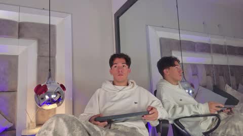 Snapshot of austinreeds chatting on 30, 3, 2026 austinreeds online show from 30, 3, 2026