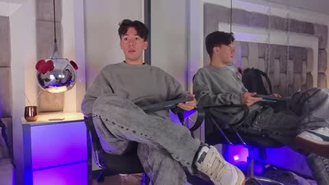 Snapshot of austinreeds chatting on 1, 4, 2026 austinreeds online show from 1, 4, 2026