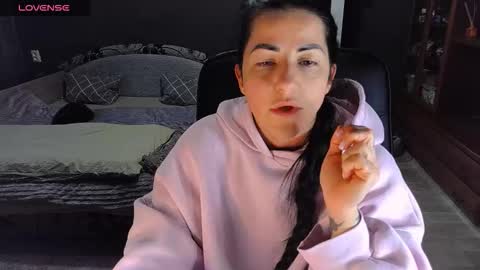 Ava online show from 10, 2, 2026