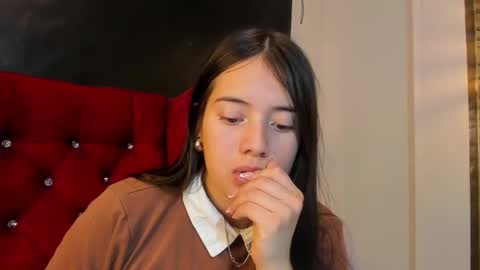 Snapshot of ava_broown chatting on 14, 12, 2024              online show from 14, 12, 2024