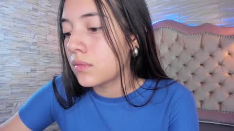 Snapshot of ava_broown chatting on 9, 1, 2025              online show from 9, 1, 2025