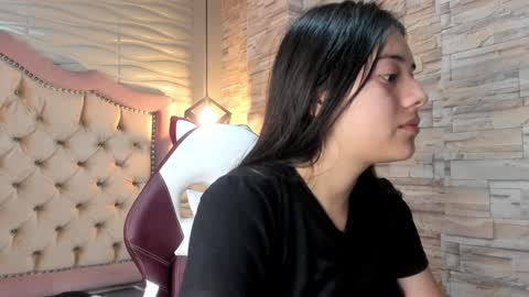              online show from 18, 1, 2025